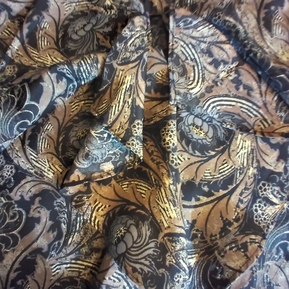 New York & Co Elegant Paisley Women's Top Ruffled Size S. Office Workwear Trip - Picture 11 of 11